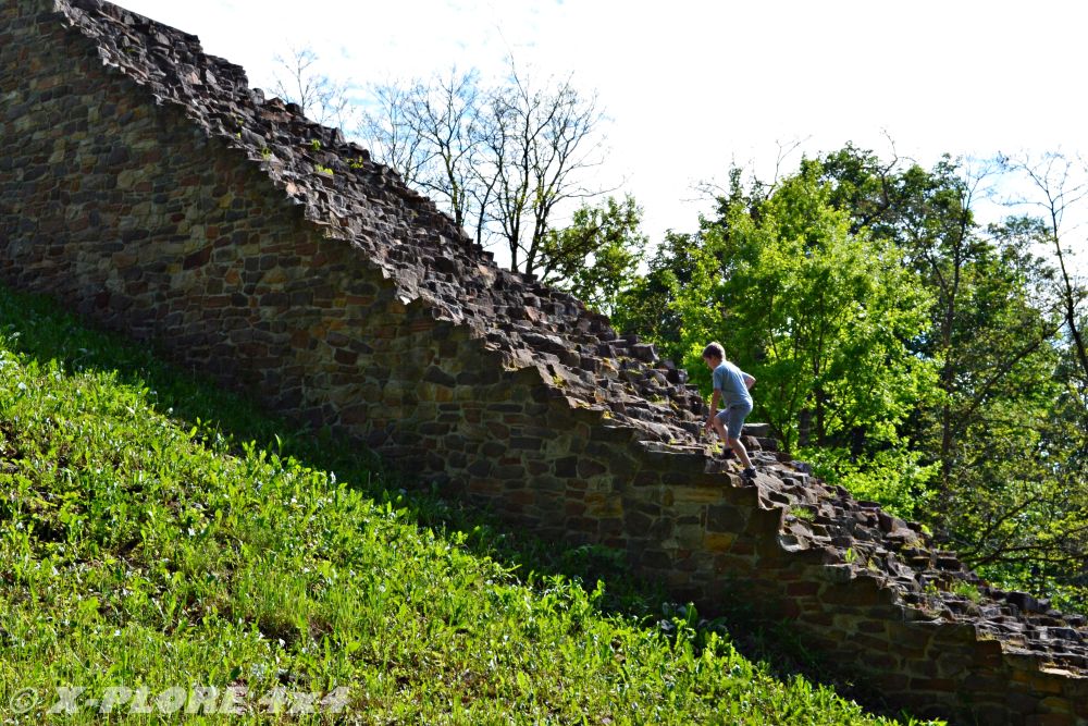 ruiny muru oporowego
